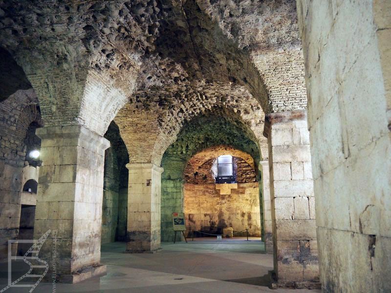 Podziemia Pałacu Dioklecjana