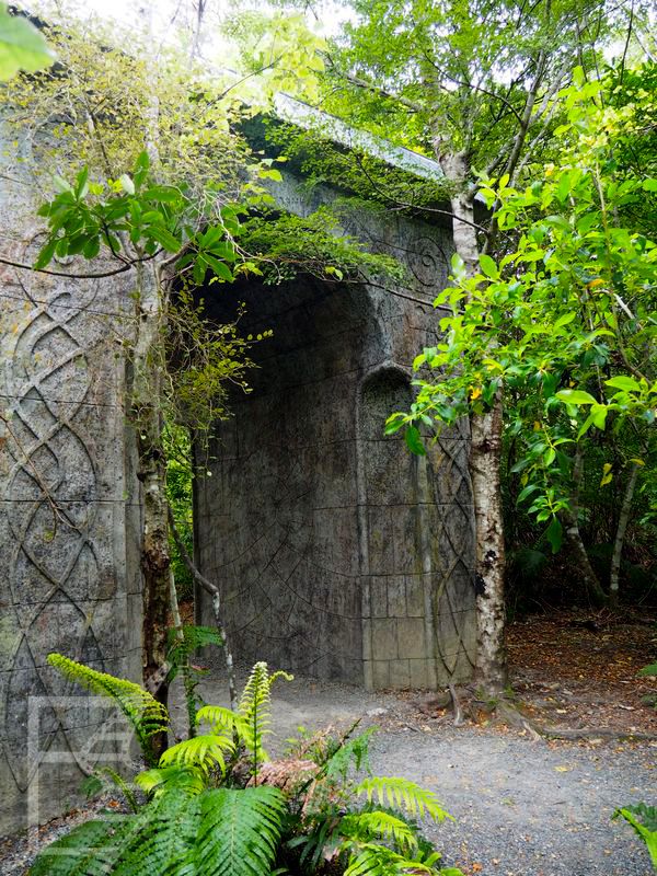 Fanowski portal upamiętniający Rivendell (Rivendell Arch)