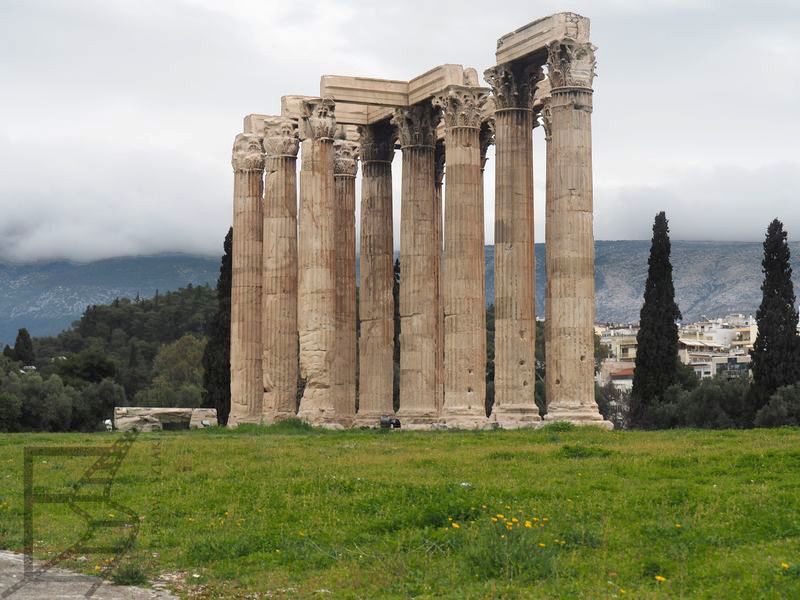 Świątynia Zeusa Olimpijskiego w Atenach