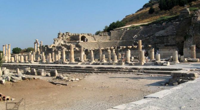 Efez, ruiny antycznego miasta w Turcji