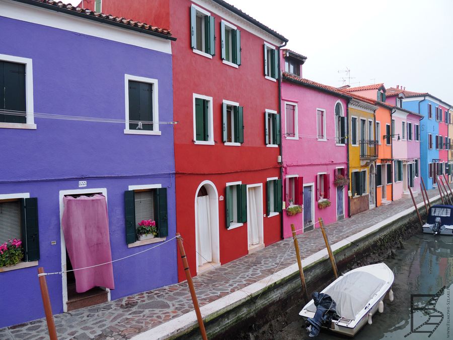 Kolorowe domki na wyspie Burano