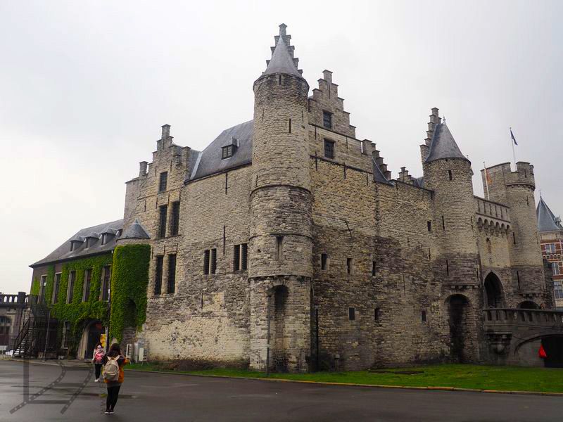 Antwerpia