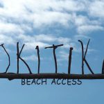 Wejście na plażę w Hokitika