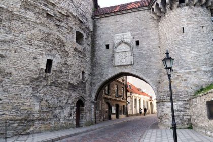 Tallinn, brama miejska przy Grubej Małgorzacie