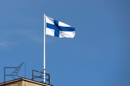 Finlandia, flaga w Helsinkach