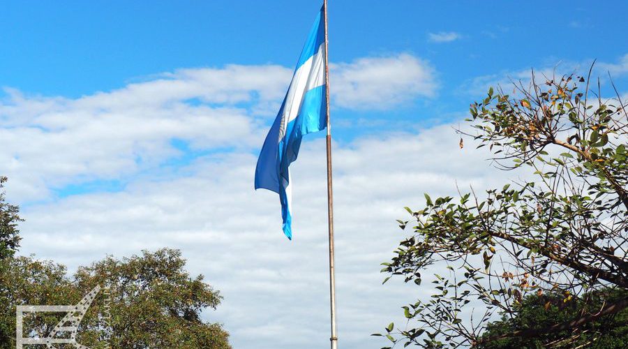Flaga Argentyny (Iguazu, Argentyna)
