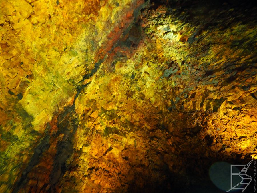 Widoki wewnątrz komory magmowej
