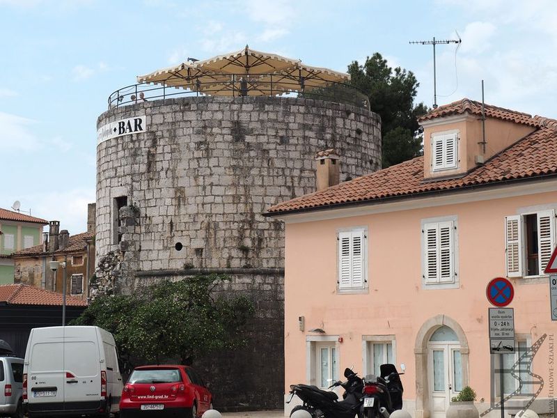 Wieża okrągła (Kula Pietra de Mula)
