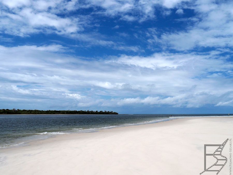 Plaża w okolicy wyspy Funzi