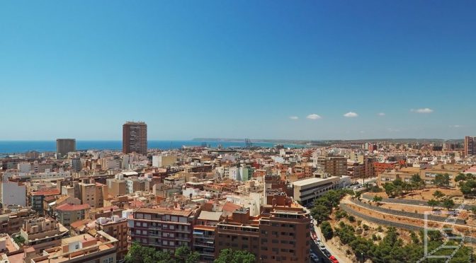 Alicante, Elche, zamki i kurort w Costa Blanca
