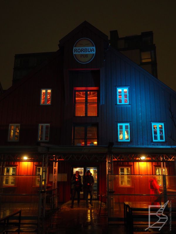 Rorbua Pub to przykład klasycznej architektury w Tromsø