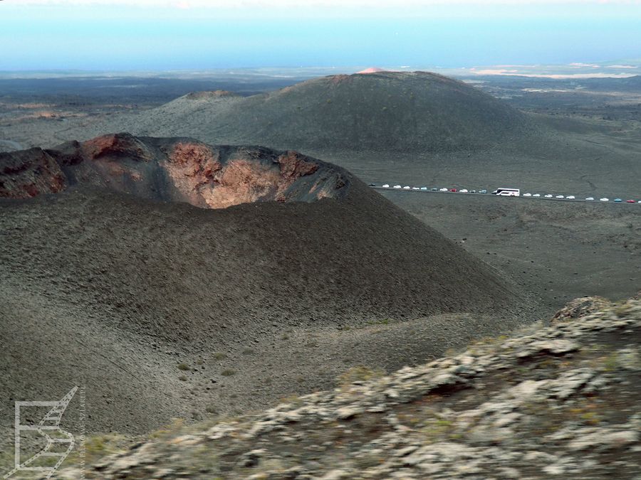 Timanfaya to także kratery