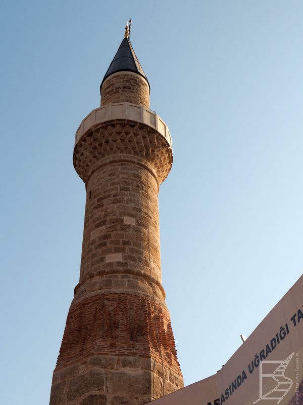 Złamany minaret