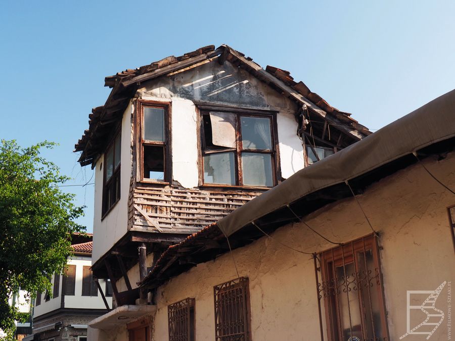 Antalya: Niektóre budynki w centrum czekają na remont