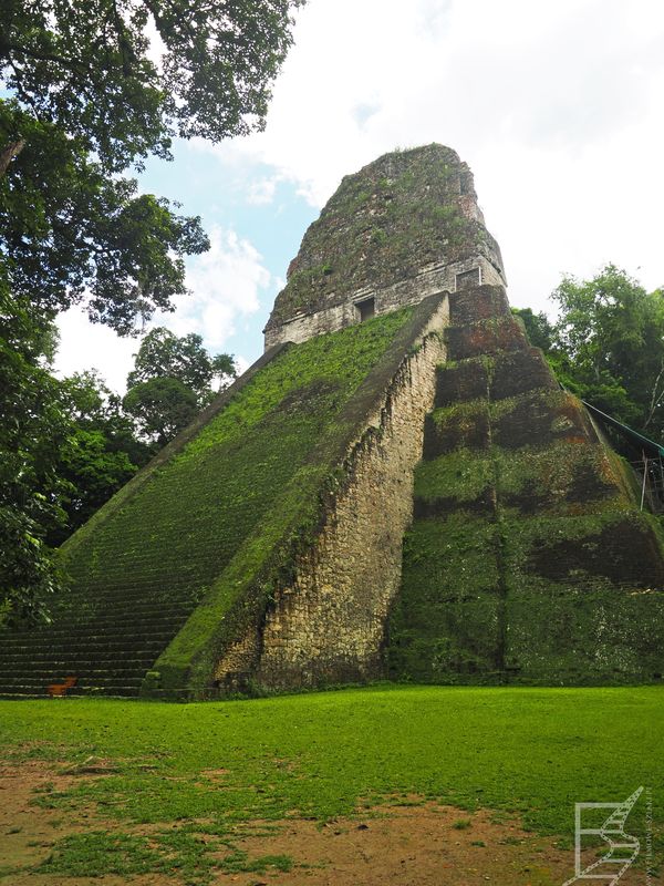 Świątynia V w Tikal