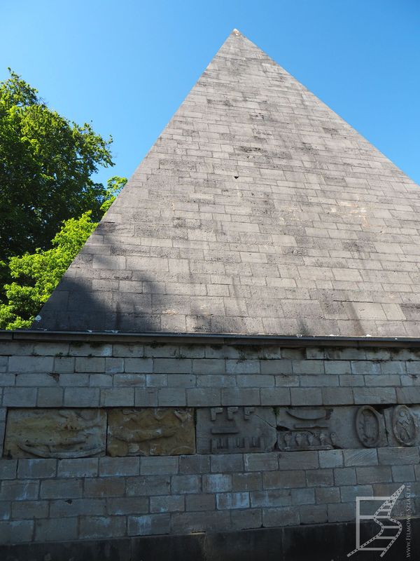 Piramida w Nowym Ogrodzie (Poczdam)