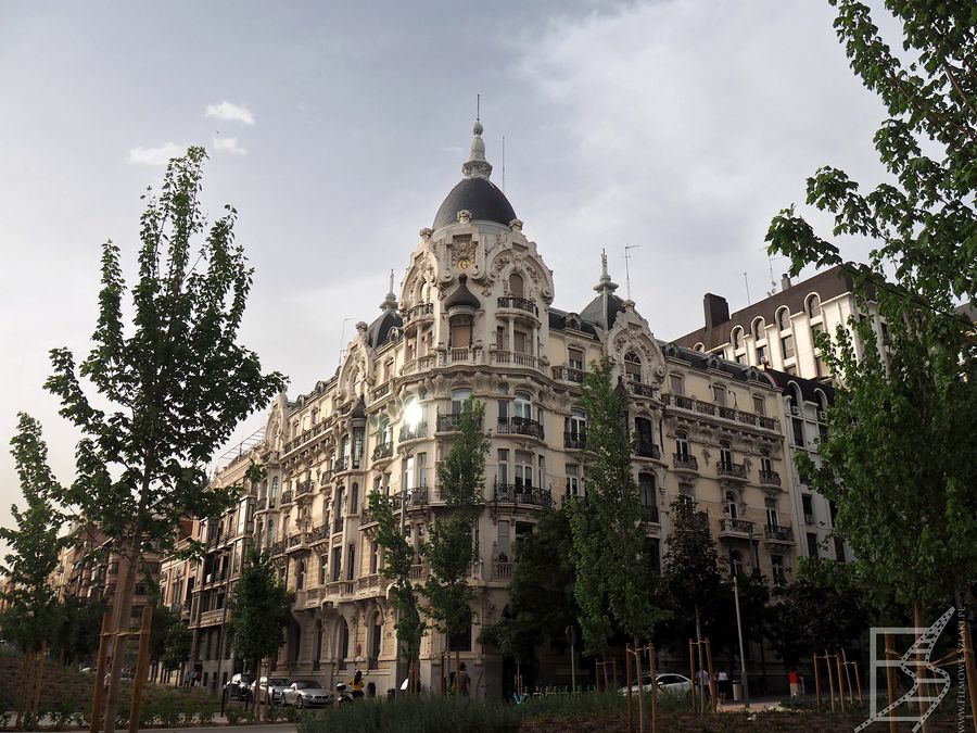 Madryt mocno rozwijał się w XIX i na początku XX wieku, co widać w architekturze