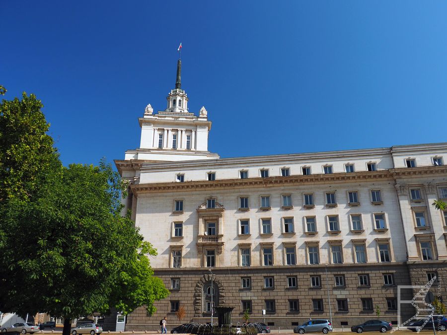 Zgromadzenie Narodowe (parlament bułgarski) z charakterystyczną iglicą