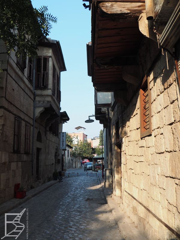 Centrum Tarsus jest bardzo ładnie zadbane i można tu podziwiać sporo typowo osmańskiej architektury