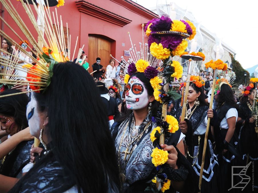 Oaxaca, parada z okazji Dia de los Muertos