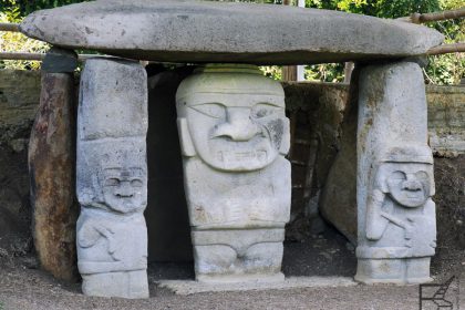 Rzeźby w San Agustín (San Agustin)