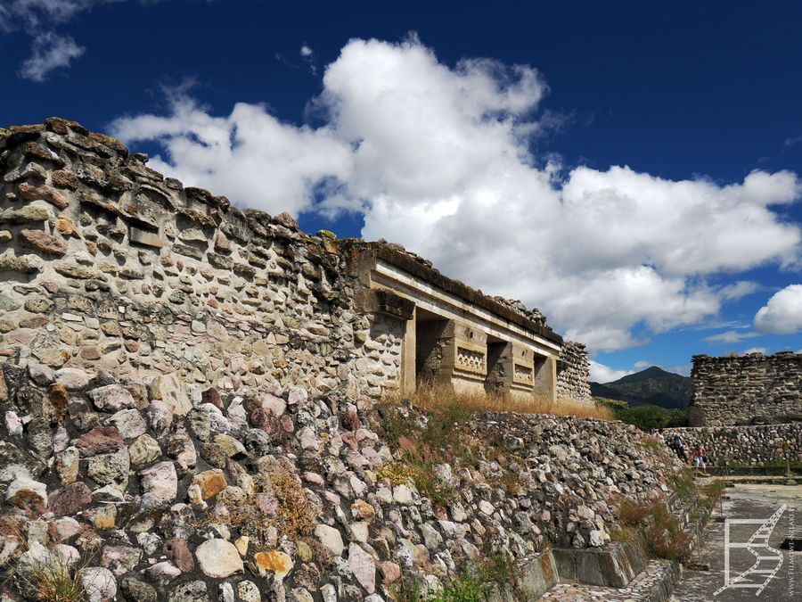 Hiszpanie rozebrali sporo zabudowań Mitli, by rozbudować Oaxacę