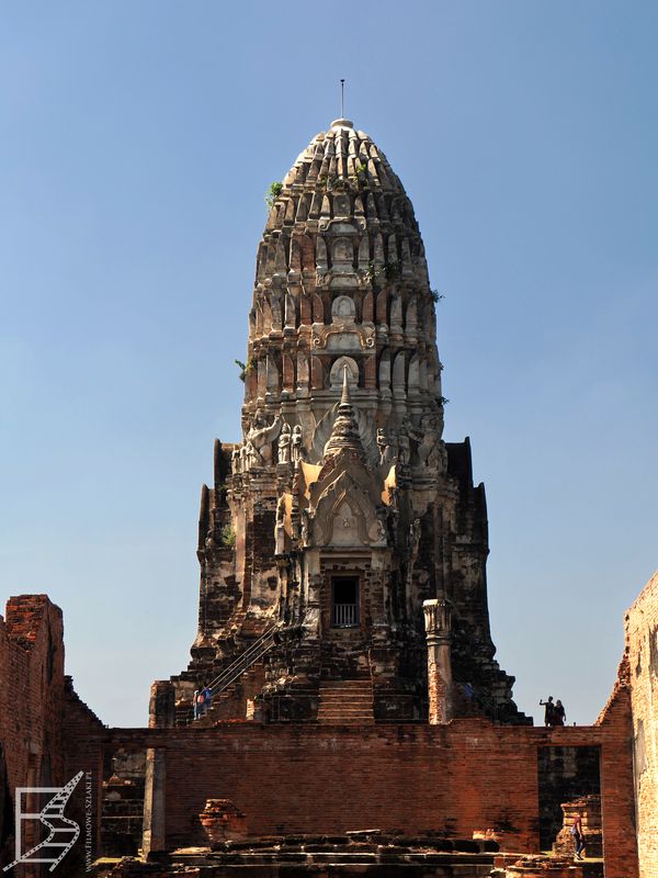 Świątynia Wat Ratchaburana (Ajutthaja)