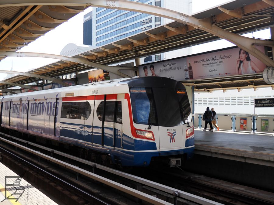 Skytrain w Bangkoku