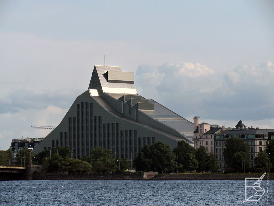 Biblioteka Narodowa Łotwy