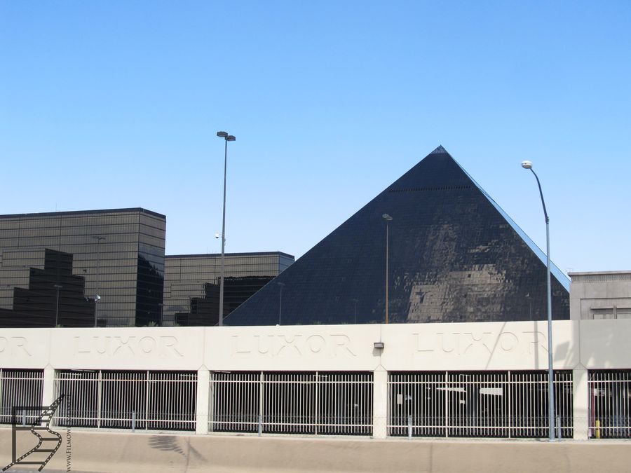 Luxor, czyli piramida w Las Vegas