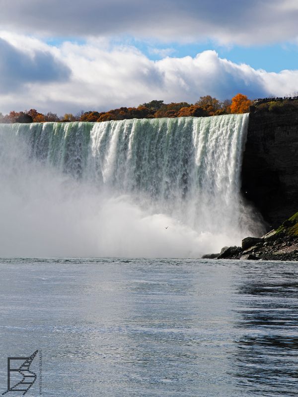 Wodospad Niagara widziany ze statku wycieczkowego