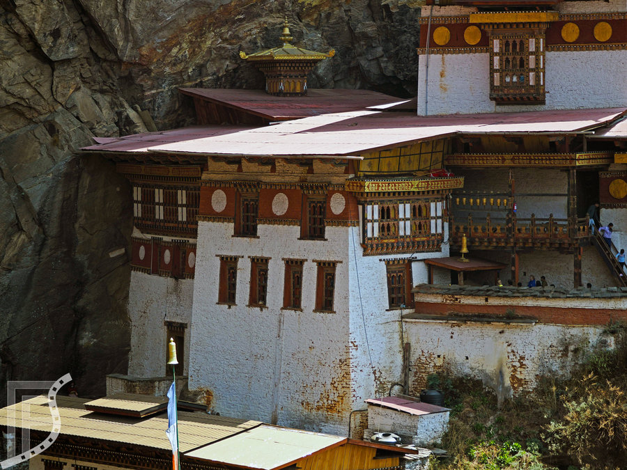 Przepięknie odbudowany klasztor