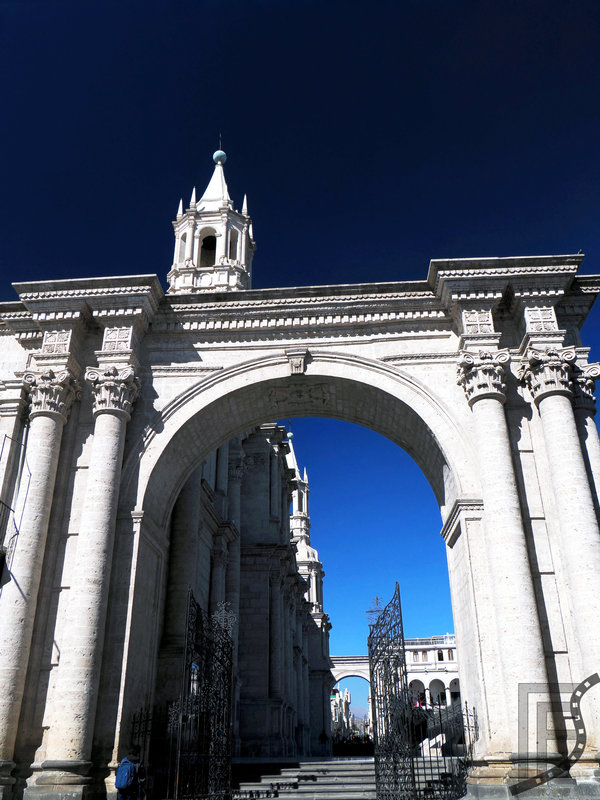 Brama przy katedrze, Arequipa