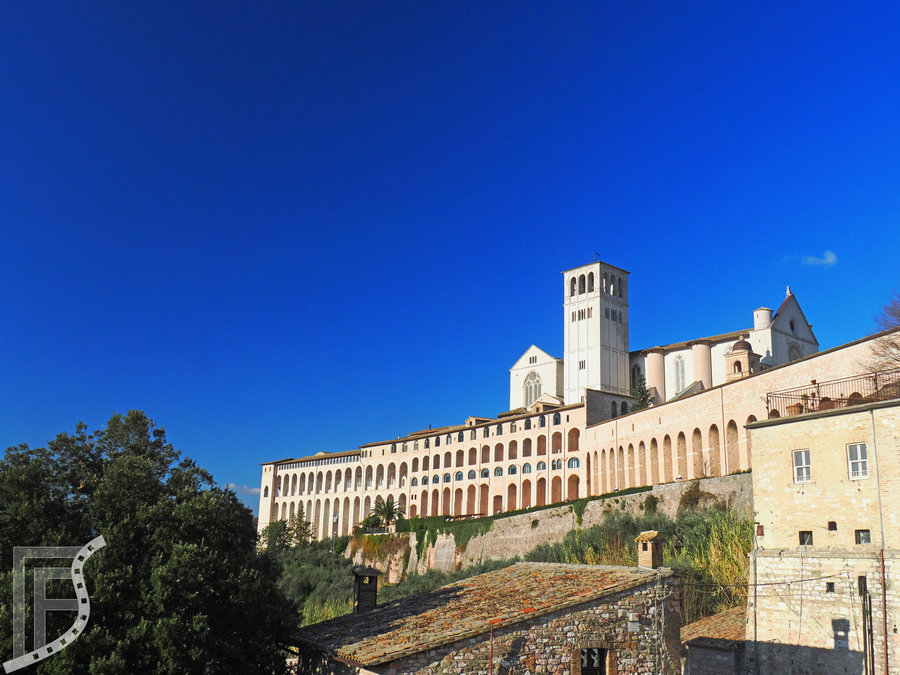 Widok na bazylikę św. Franciszka, Asyż