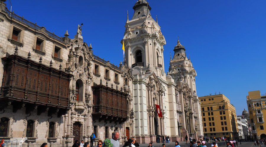 Lima, okolice katedry