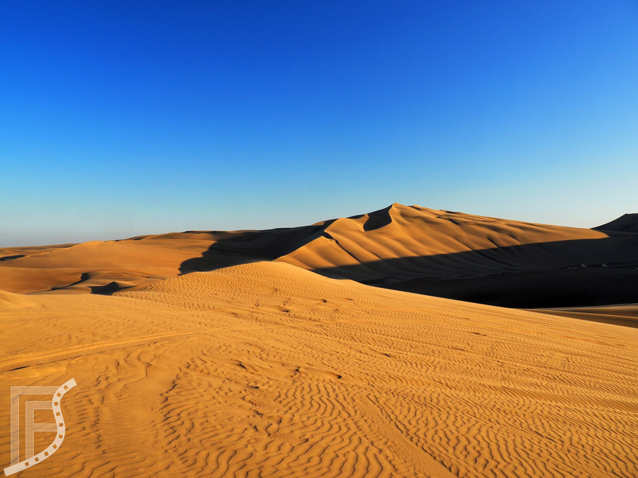 Oaza i piaszczysta pustynia Huacachina